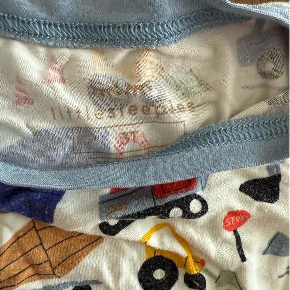 Little Sleepies construction pajama set 3T - Picture 3 of 5